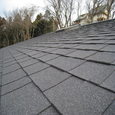 屋根の勾配と屋根材について